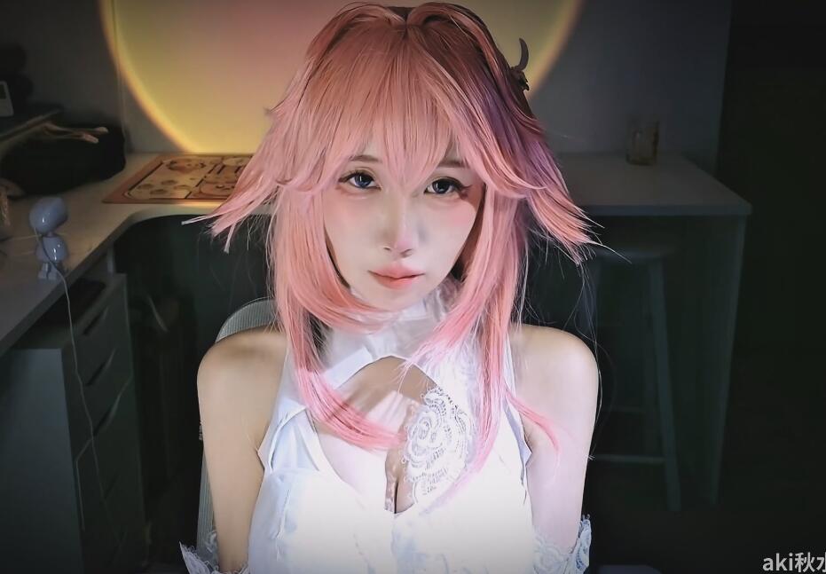 从B站aki秋水”神子旗袍”看虚拟主播的感官美学突破-橘喵