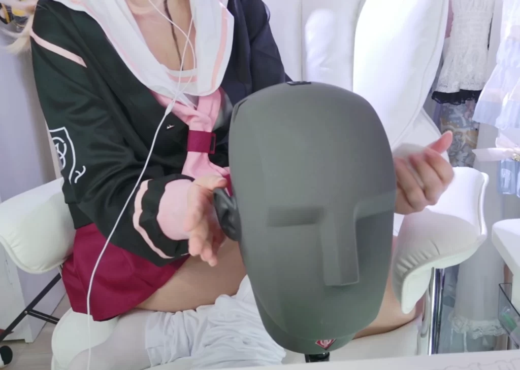 亭子ww的匠心之作——探秘爱发电定制《小春收藏品》背后的故事-橘喵