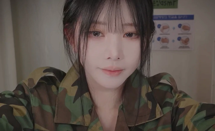 图片[1]-Yoonying ASMR 这里有一个女性军队角色扮演游戏_梦幻士兵-橘喵
